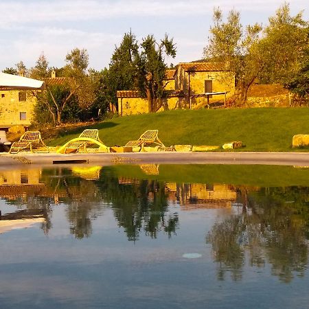 Agriturismo Le Canterie Radicondoli Kültér fotó