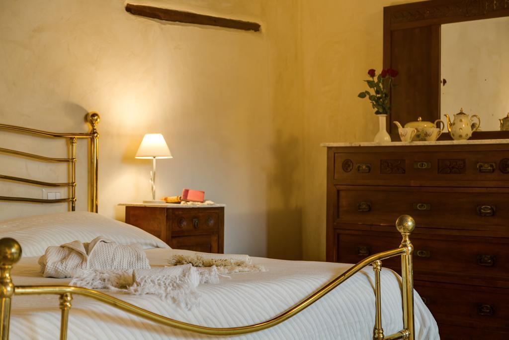 Agriturismo Le Canterie Radicondoli Kültér fotó