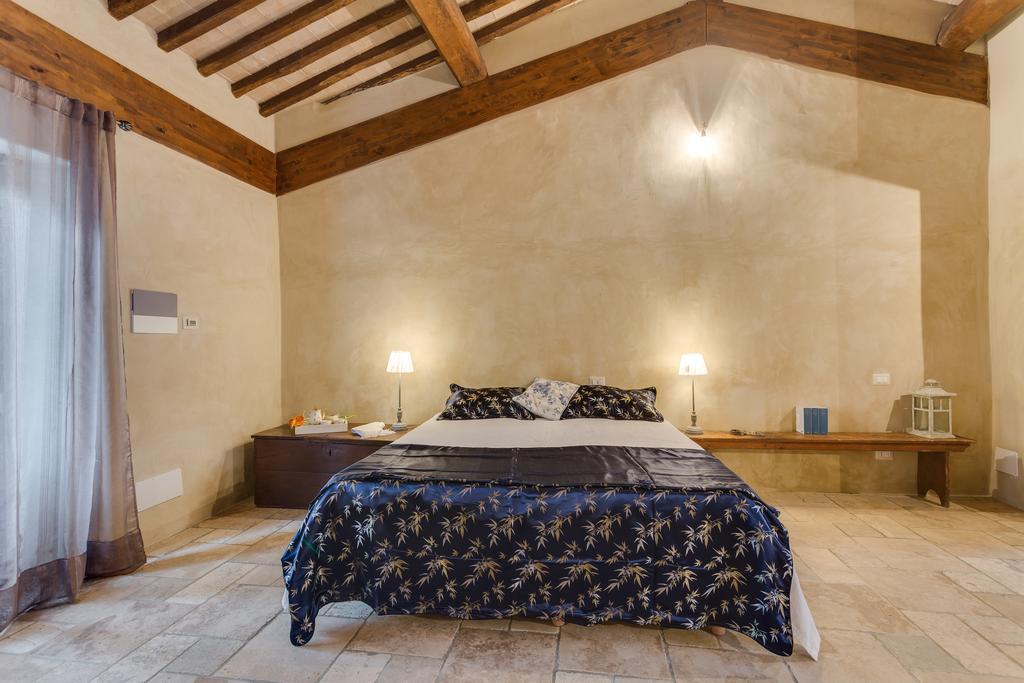 Agriturismo Le Canterie Radicondoli Kültér fotó