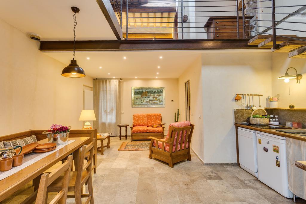 Agriturismo Le Canterie Radicondoli Kültér fotó