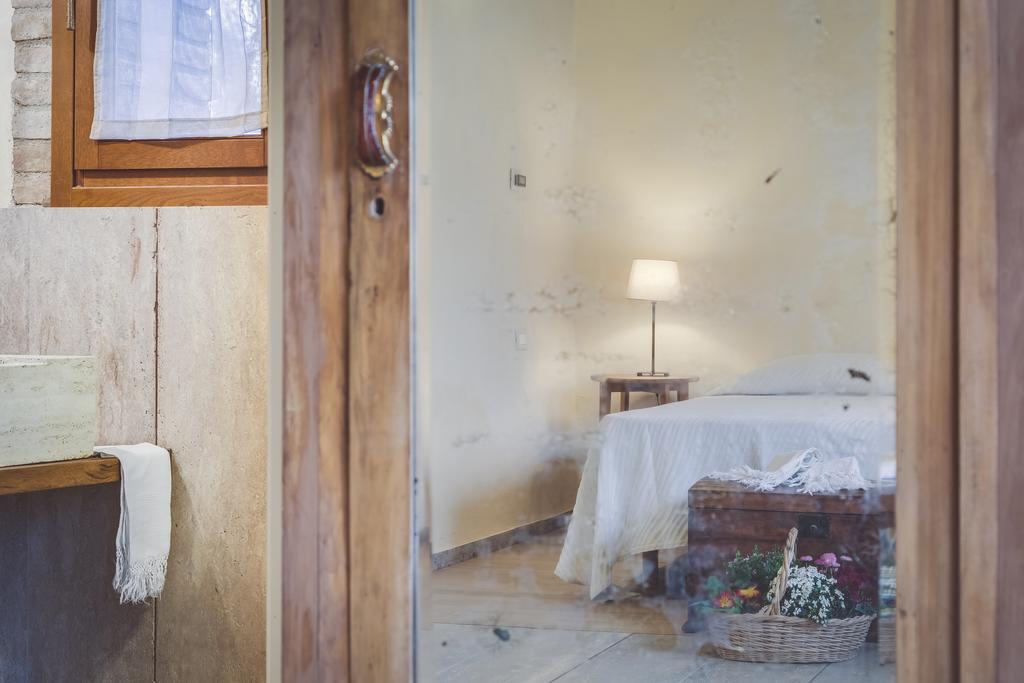 Agriturismo Le Canterie Radicondoli Kültér fotó