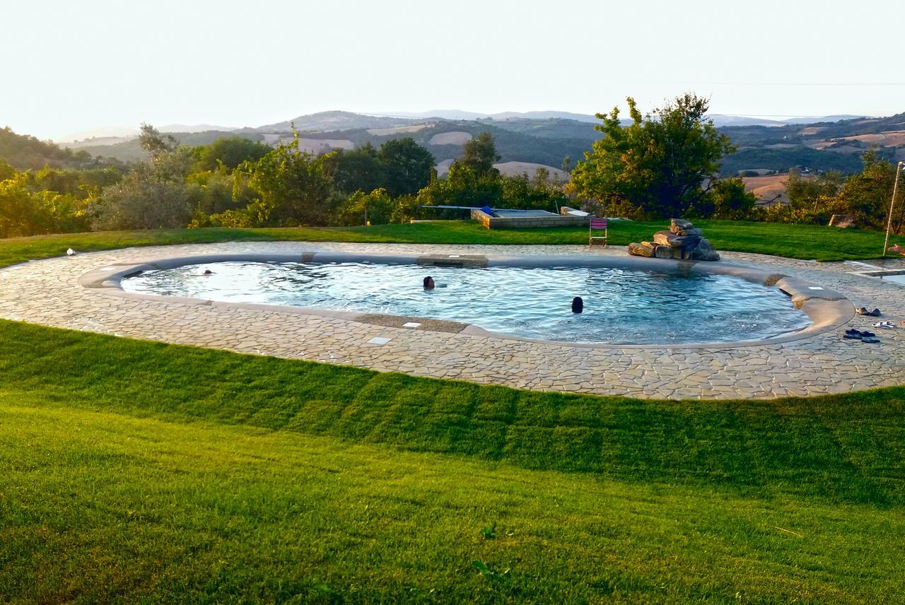 Agriturismo Le Canterie Radicondoli Kültér fotó