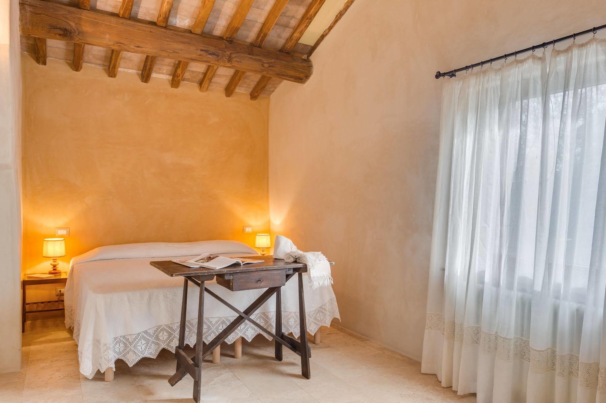 Agriturismo Le Canterie Radicondoli Kültér fotó
